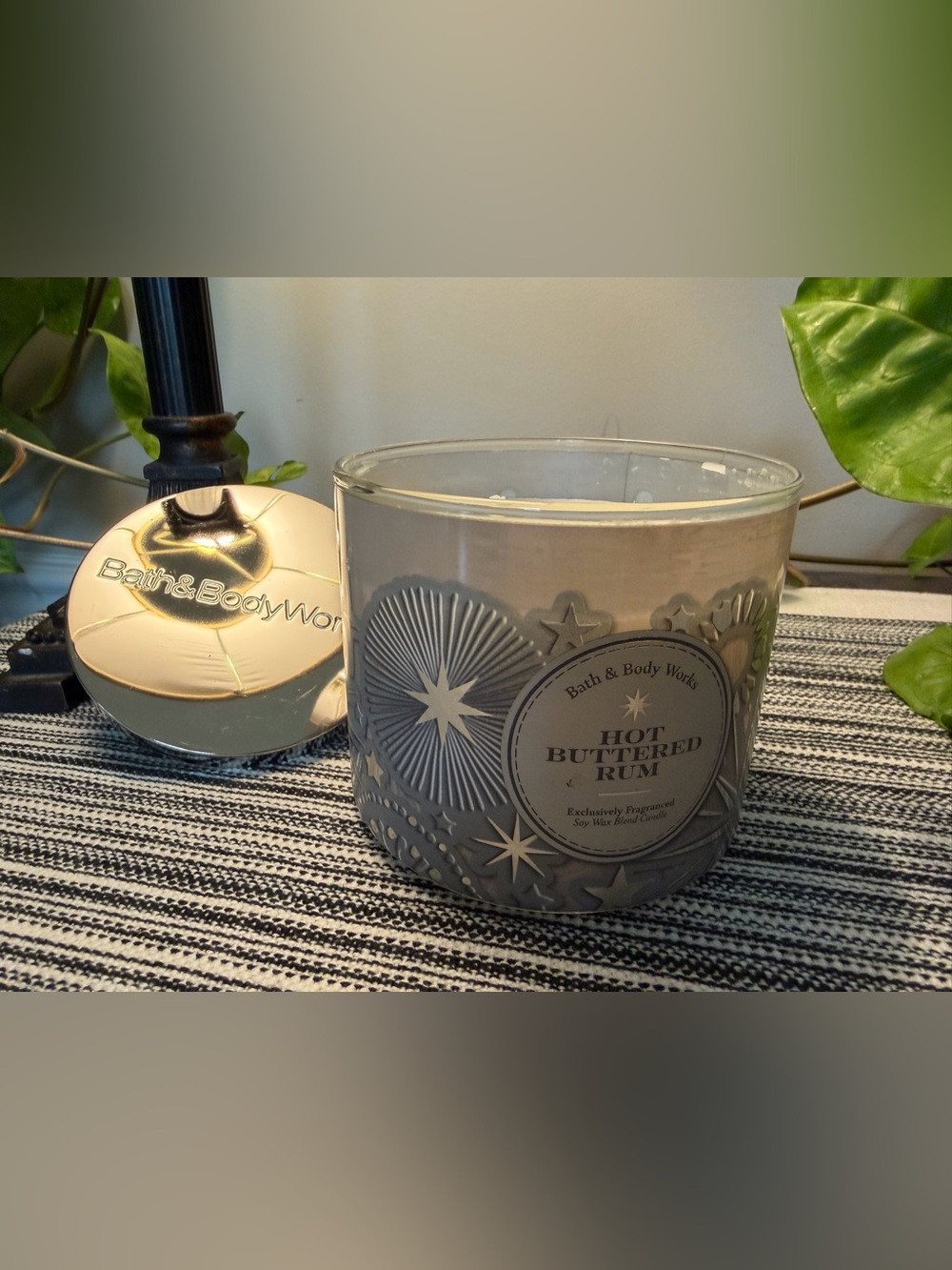 Bath & Body Works Hot Buttered Rum Scented Candle — Gray